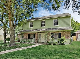 1722 Elk River Rd, Houston, TX 77090