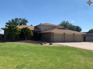 2401 Loma Dr, Artesia, NM 88210