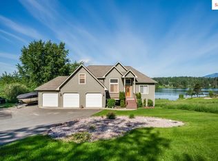 465 Comeback Bay Ln, Sagle, ID 83860