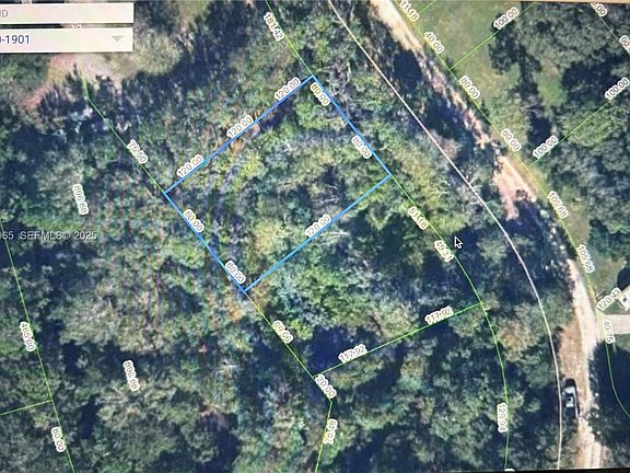 4th image of 2707 N Seneca Dr W