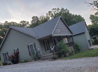 166 Matlock Ln, Auburn, KY 42206