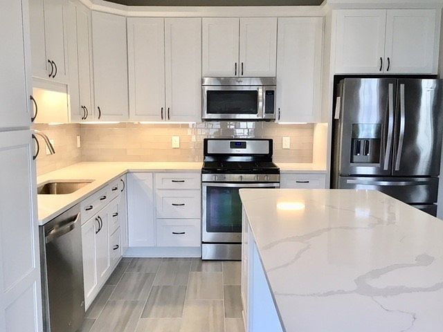 2nd image of 43274 Morven Sq