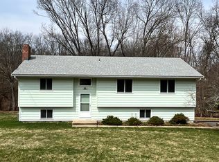 467 Tunnel Rd, Vernon, CT 06066