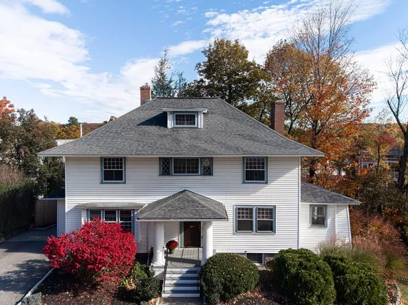 821 Pleasant St, Worcester, MA 01602