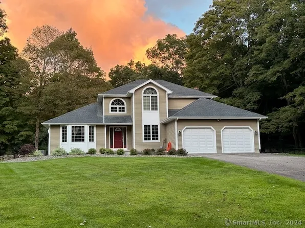 66 Common Road, Willington, CT 06279