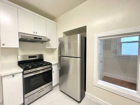 3rd image of 1370 16th Ave #1