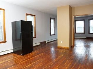 84 Adams St, New Bedford, MA 02746