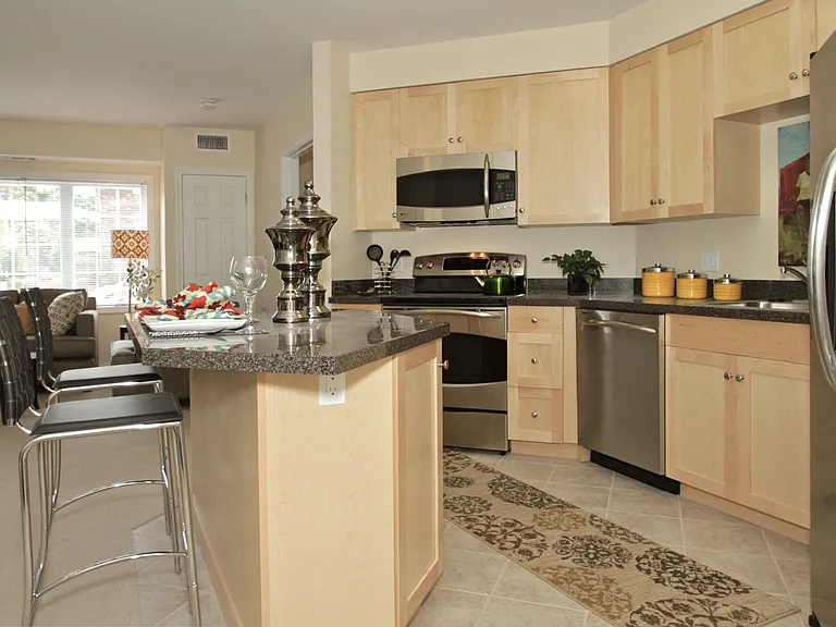 Ridgecrest Village — Photo 12