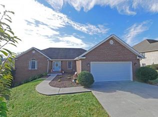 102 Laurel Cyn, Johnson City, TN 37615