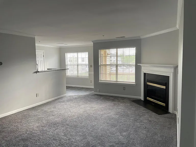 11010 Koman Cir #198-202 — Photo 9
