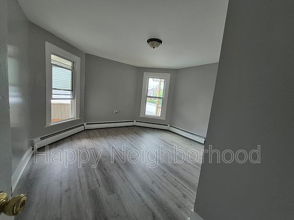 2nd image of 46 Green St Unit 2F