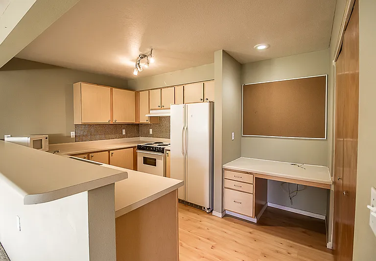 22855 E Country Vista Dr #411 — Photo 5