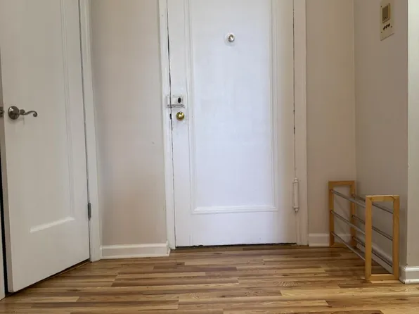 1053 East 13th Street image 8 of 23