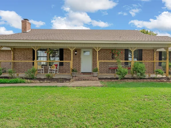 4381 County Line Pkwy, Mart, TX 76664