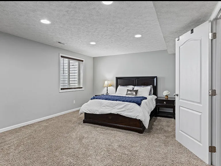 607 Hayfield St — Photo 3