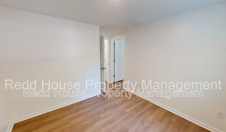 121 Grimes St #1 — Photo 9