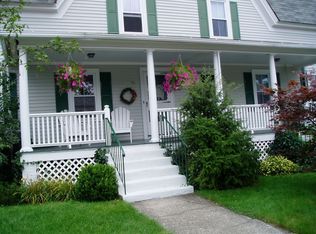 24 Spring St, Northbridge, MA 01534