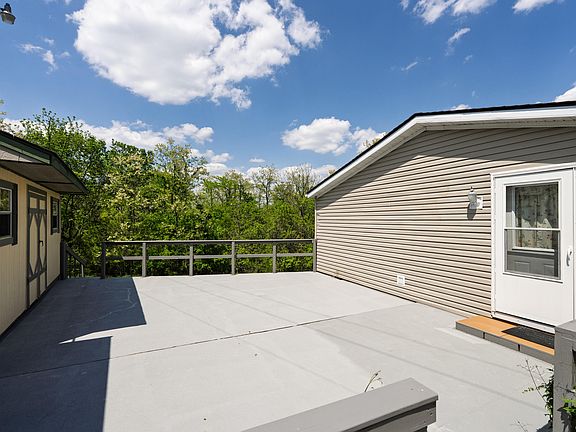 5th image of 53 Hogg Ridge Rd