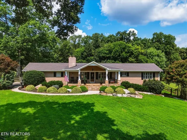 902 Summer Hill Ct, Friendsville, TN 37737