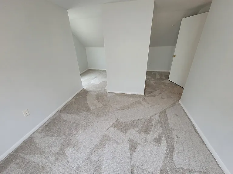 15 Governor Rd — Photo 11