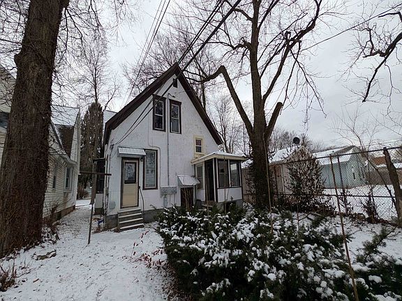 5th image of 324 W Butler St