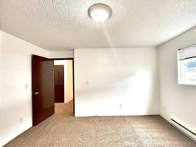 Columbia Landing — Photo 28
