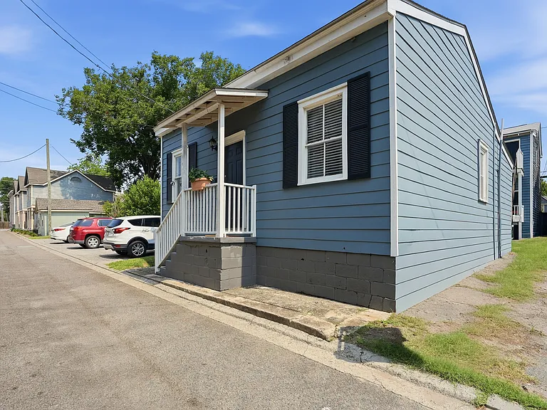 520 E Hall Ln — Photo 29