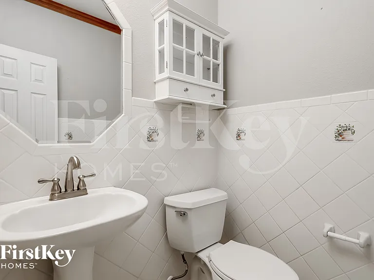 20930 Pedregoso Ln — Photo 14