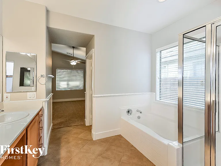 3840 Bowers Hollow Ave — Photo 9