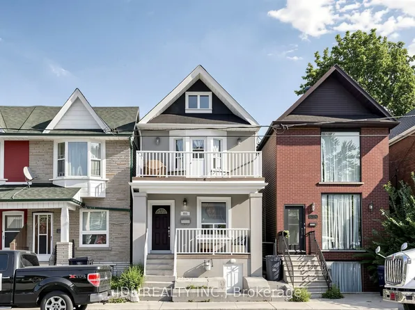831 Pape Ave, Toronto, ON M4K 3T4