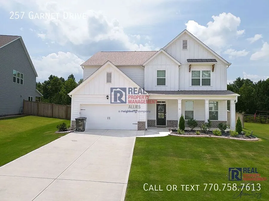 257 Garnet Dr