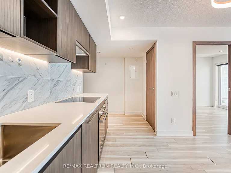 17 Bathurst St #2603 — Photo 12