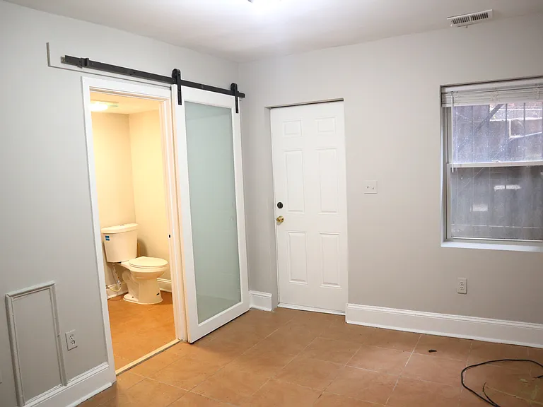407 Florida Ave NW #BASEMENT — Photo 14