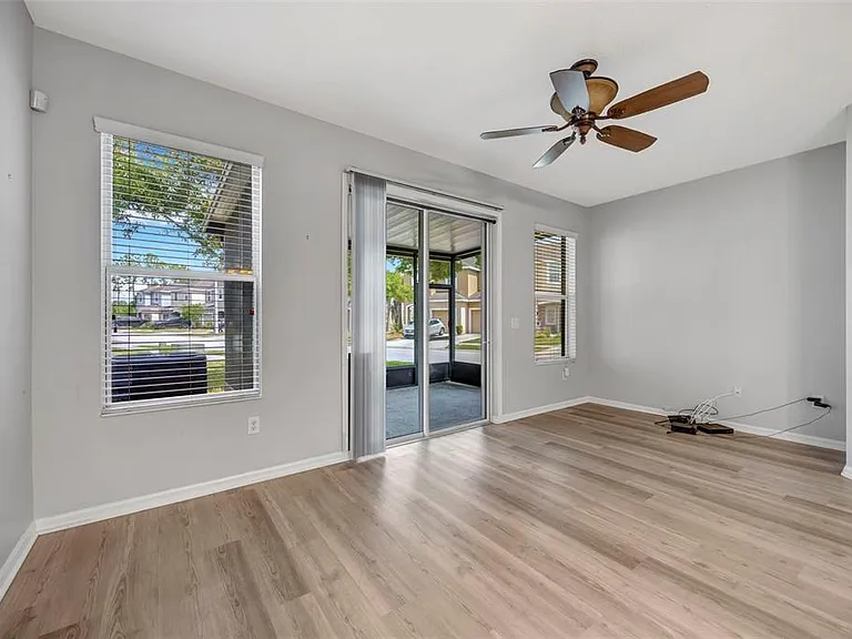 6705 Holly Heath Dr — Photo 47