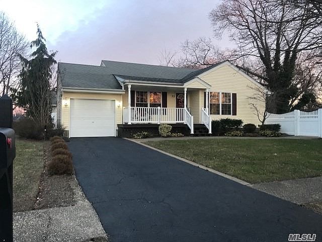 1st image of 33 E Hamilton Ave