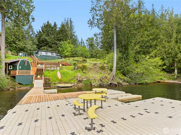 18545 W Big Lake Boulevard, Mount Vernon, WA 98274