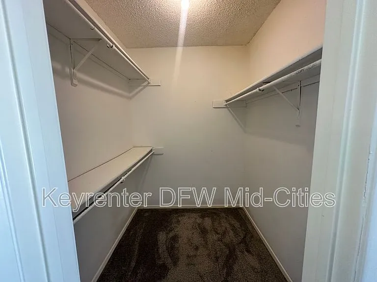 2623 Piedras Dr — Photo 17