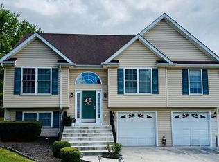 101 Fay St, Winchester, VA 22602