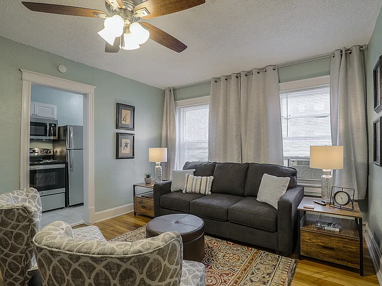 3721 Broadway Blvd #11 — Photo 2