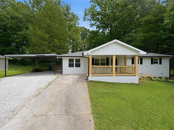 3rd image of 3505 Hopkins Rd