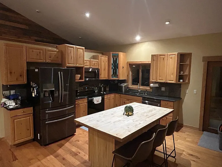 824 N Traver Trl — Photo 4