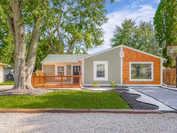 151 Schaefer Dr, Hope, IN 47246