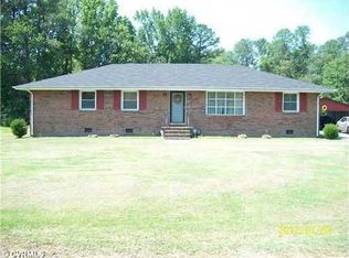 552 Oak Hill Rd, Petersburg, VA 23805