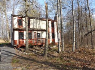 1225 Riverside Hts E, Pocono Lake, PA 18347
