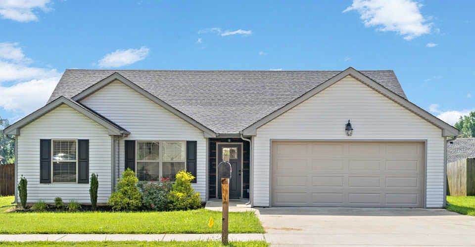 1st image of 1213 Freedom Dr