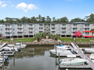 5400 E Yacht Dr APT B1, Oak Island, NC 28465