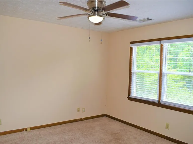2264 Post Oak Dr — Photo 18