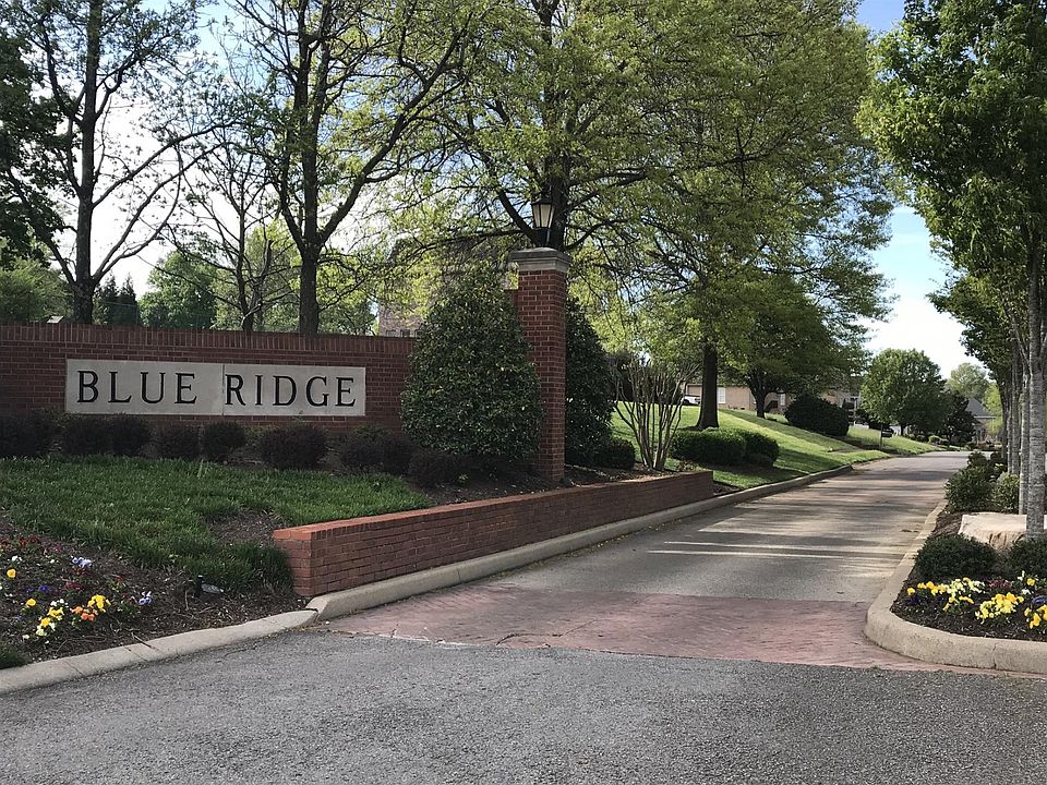 1st image of 109 N Country Club Dr