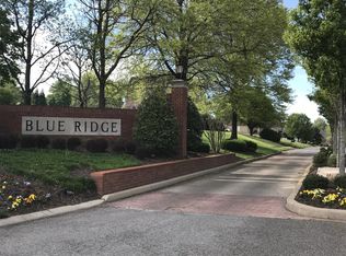 109 N Country Club Dr, Hendersonville, TN 37075