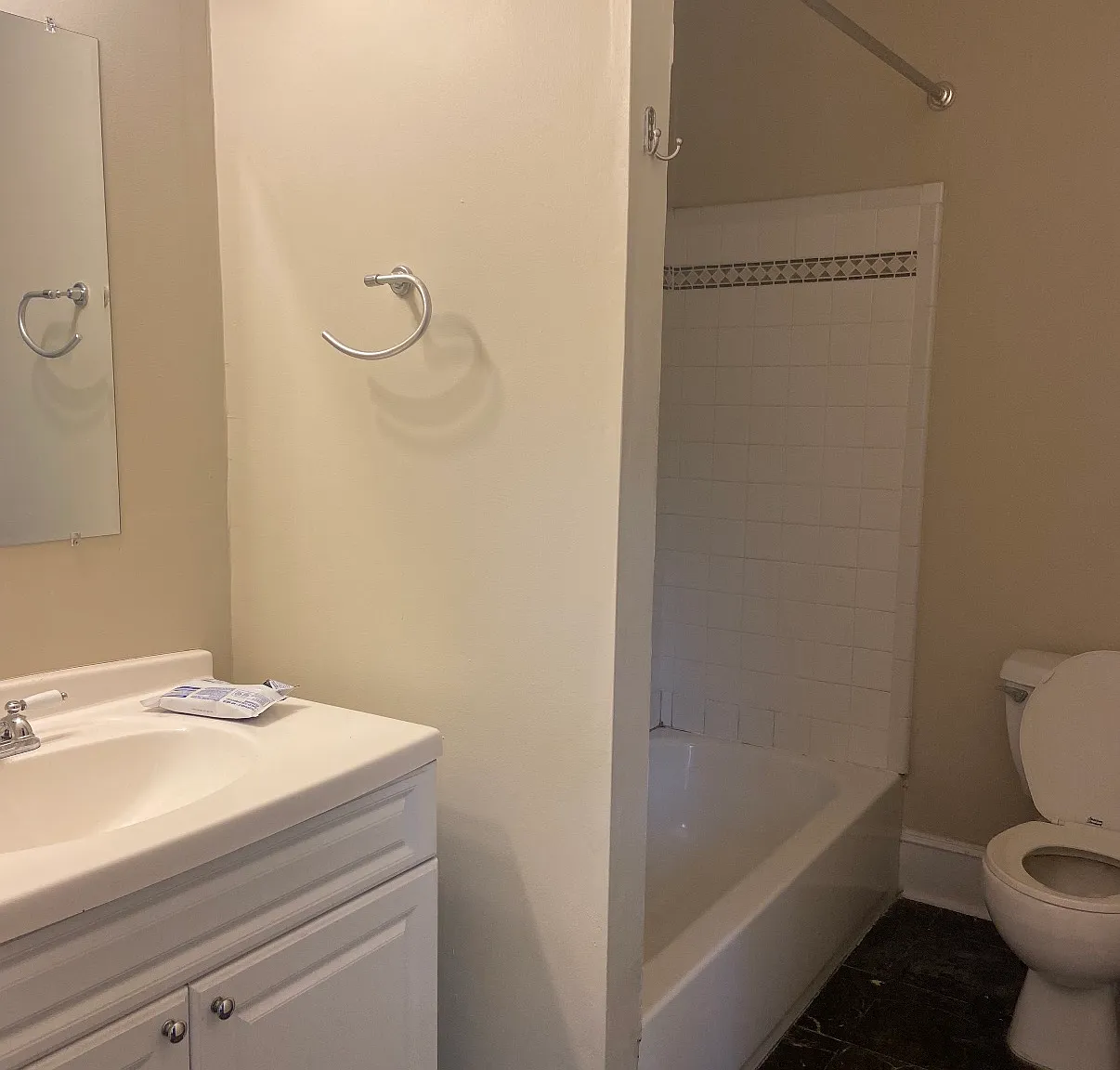 3 bed, 1700 sqft, $2,550 — Photo 4